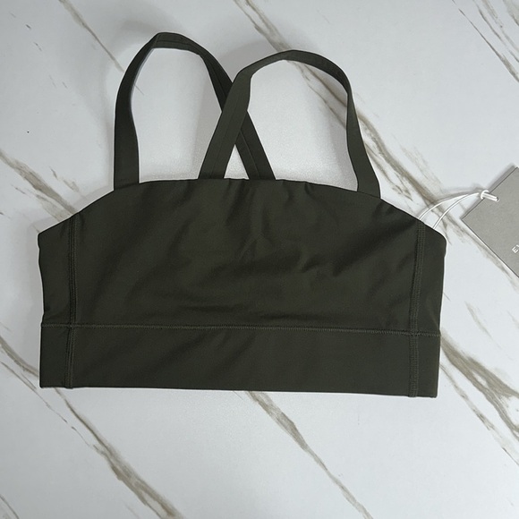 Everlane The Perform Cropped Top NWT in Dark Green Size XS SOLD OUT ONLINE - Picture 7 of 10